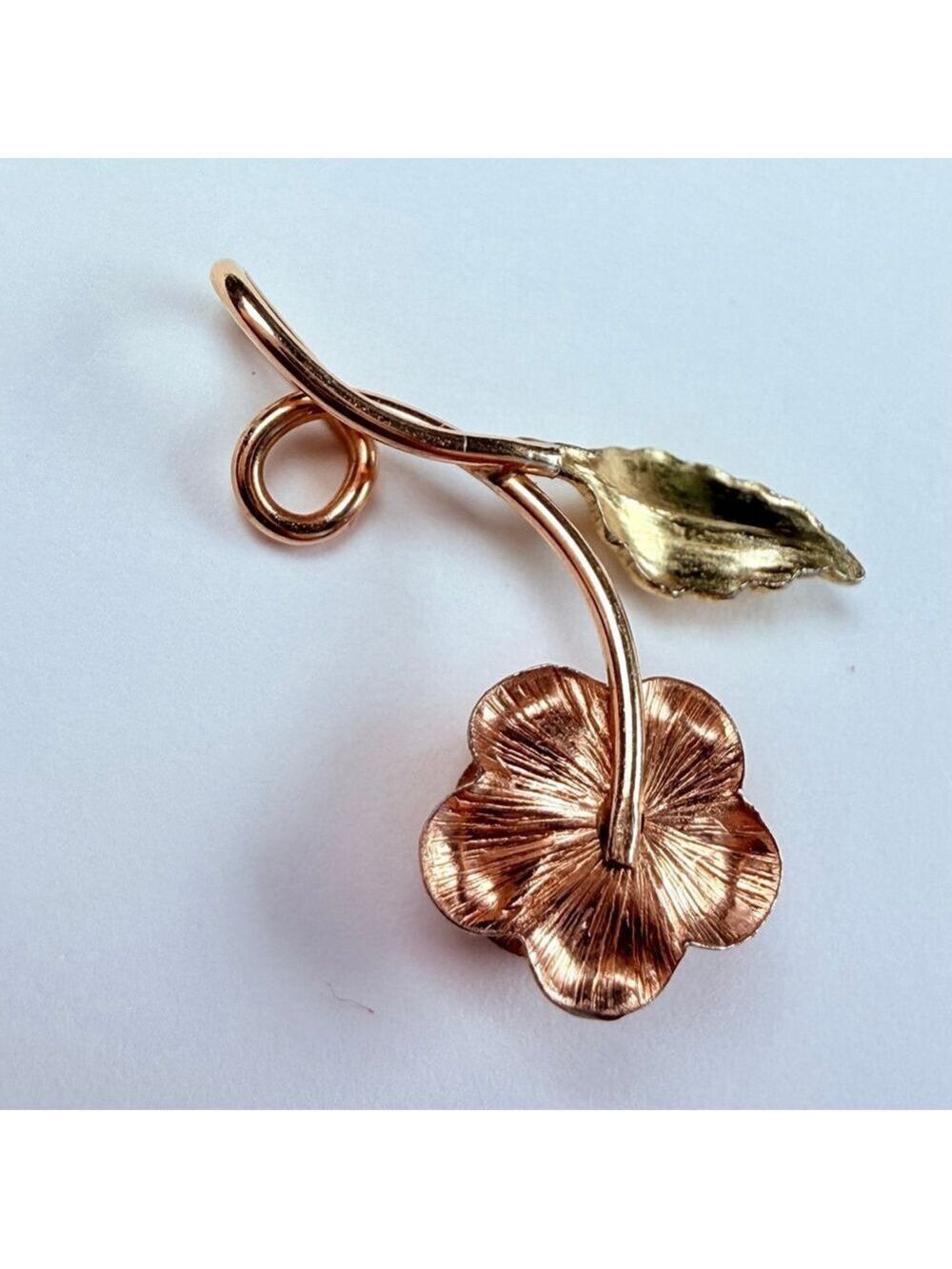 14K Two Tone Gold Diamond Solitaire Black Hills Style Rose & Leave Charm Pendant - Picture 5 of 7